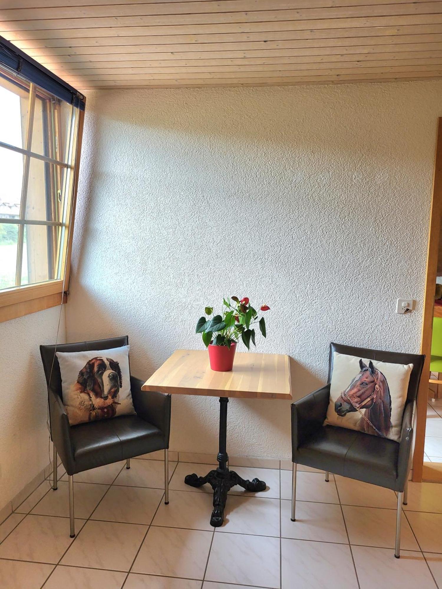Apartment Simcha Niederwichtrach Buitenkant foto